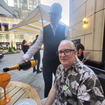 Brass Tack - Bottomless Veuve event - American Near Me - Chicago, Illinois