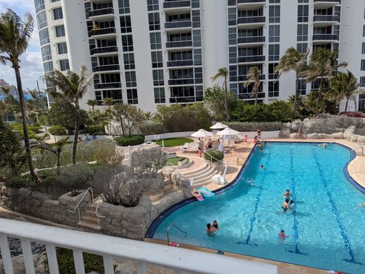 Trump International Beach Resort by null