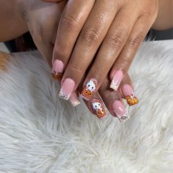 B&T Nails