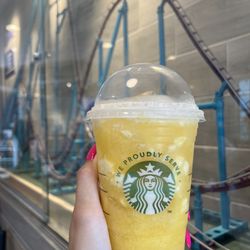 Pineapple refresher