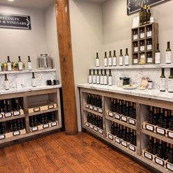 Outrageous Olive Oils & Vinegars - Lots of wonderful choices to taste and they have bread!