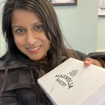 Magnolia Bakery - Box fits in your hand. - Bakeries Near Me - New York, New York Magnolia Bakery - Box fits in your hand. - Bakeries Near Me - New York, New York