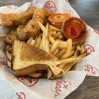 Slim Chickens - chicken strips meal - Chicken Shop Near Me - Little Rock, Arkansas Slim Chickens - chicken strips meal - Chicken Shop Near Me - Little Rock, Arkansas