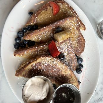 Breakfast At Barneys - French toast - Breakfast & Brunch Near Me - Atlanta, Georgia