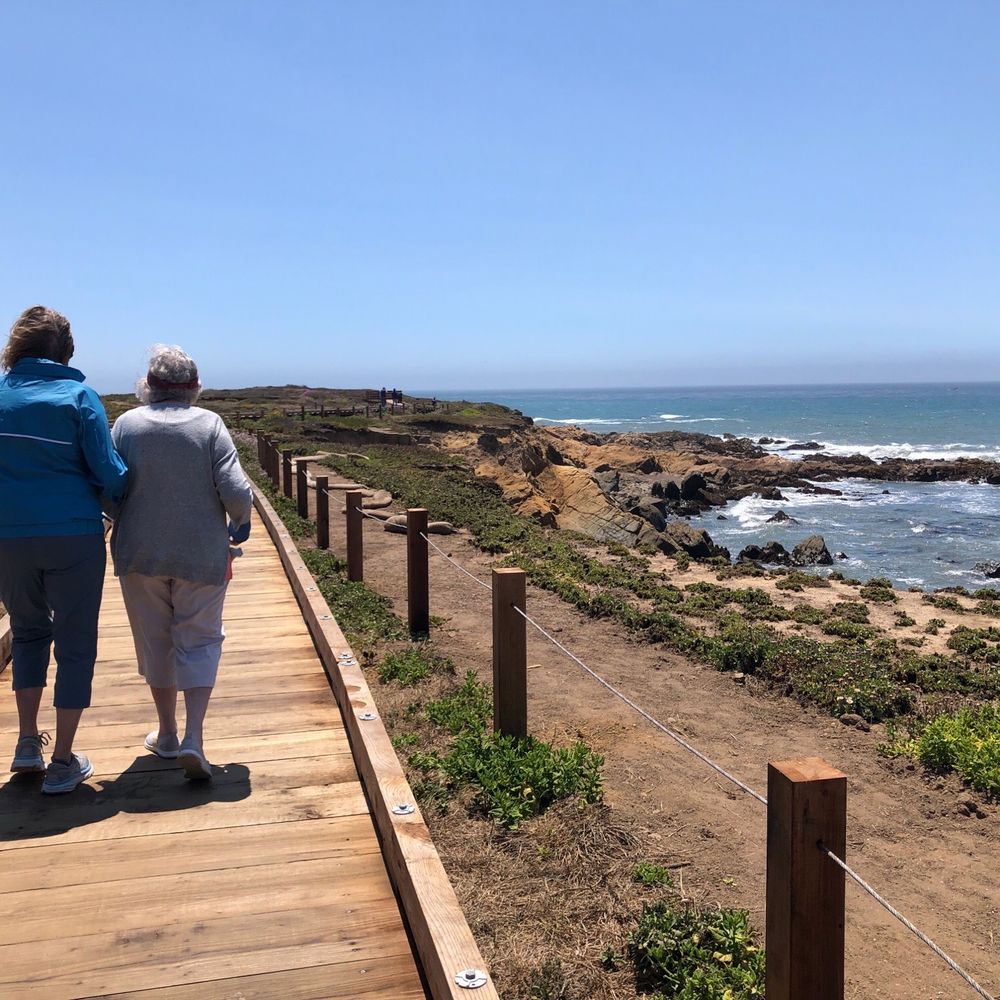 Windrush Inn - Walking on the walkway right across the street. - Hotels Near Me - Cambria, California Windrush Inn - Walking on the walkway right across the street. - Hotels Near Me - Cambria, California