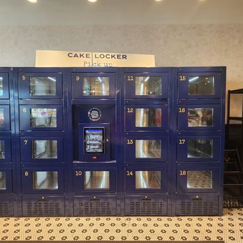 Paris Baguette - Cake locker - order a cake it'll sit in the fridge waiting for you to be picked up - Bakeries Near Me - Parker, Colorado Paris Baguette - Cake locker - order a cake it'll sit in the fridge waiting for you to be picked up - Bakeries Near Me - Parker, Colorado