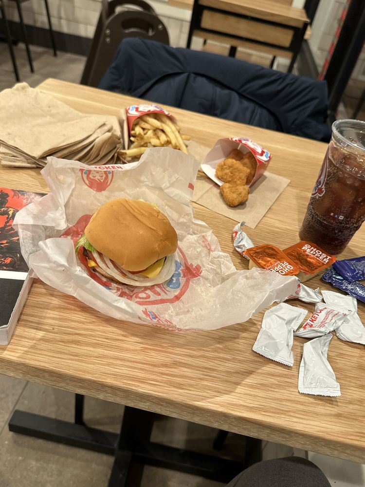 WENDY’S Updated October 2024 47 Reviews 408 Windsor Hwy, Vails