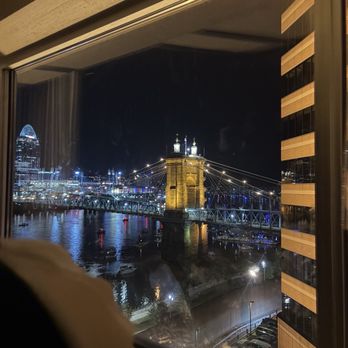 Embassy Suites by Hilton Cincinnati RiverCenter - The view! - Hotels Near Me - Covington, Kentucky Embassy Suites by Hilton Cincinnati RiverCenter - The view! - Hotels Near Me - Covington, Kentucky