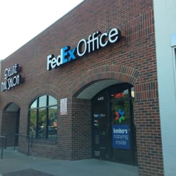 FedEx Office Print & Ship Center - The storefront