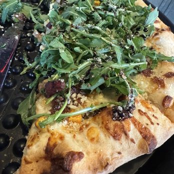 Homegrown Tap & Dough - Pigs & Pears pizza which - Italian Near Me - Westminster, Colorado