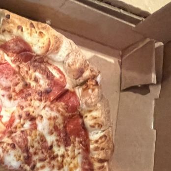 MrJims.Pizza - VERY POOR ATTEMPT AT PEPPERONI PIZZA STUFFED CRUST!!! - Pizza Near Me - Cedar Hill, Texas MrJims.Pizza - VERY POOR ATTEMPT AT PEPPERONI PIZZA STUFFED CRUST!!! - Pizza Near Me - Cedar Hill, Texas