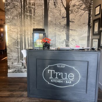 True Kitchen + Bar - New American Near Me - Roseburg, Oregon