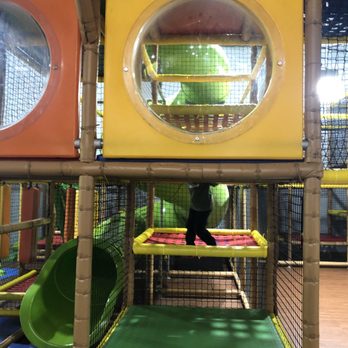 Bee's Backyard - Indoor Playcenter Near Me - Scranton, Pennsylvania