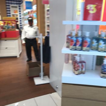 Bath & Body Works - Cosmetics & Beauty Supply Near Me - Los Angeles, California