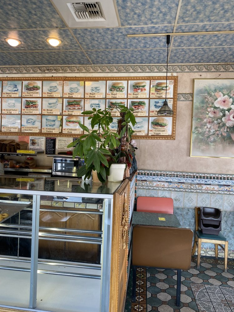 BERNAL BAGEL & DONUT Updated October 2024 108 Photos & 183 Reviews