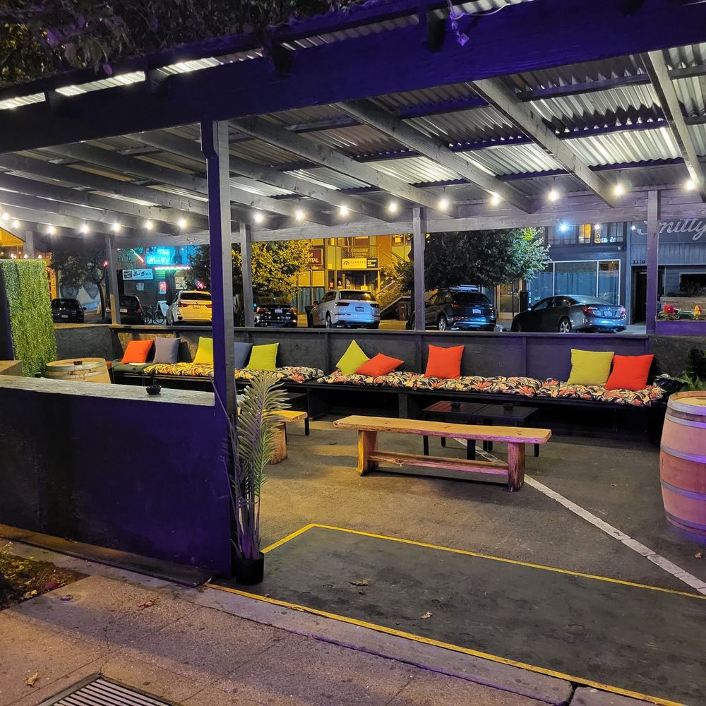 The Barbary - Outdoor seating - Bars Near Me - Oakland, California
