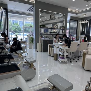 Vdara Nails Lounge - Inside - Nail Salons Near Me - Austin, Texas Vdara Nails Lounge - Inside - Nail Salons Near Me - Austin, Texas