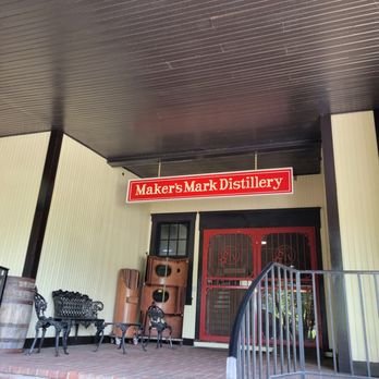 Maker's Mark Distillery - Tours Near Me - Loretto, Kentucky