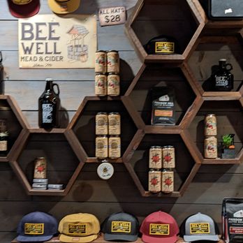 Bee Well Mead & Cider - Display - Meaderies Near Me - Bellaire, Michigan Bee Well Mead & Cider - Display - Meaderies Near Me - Bellaire, Michigan