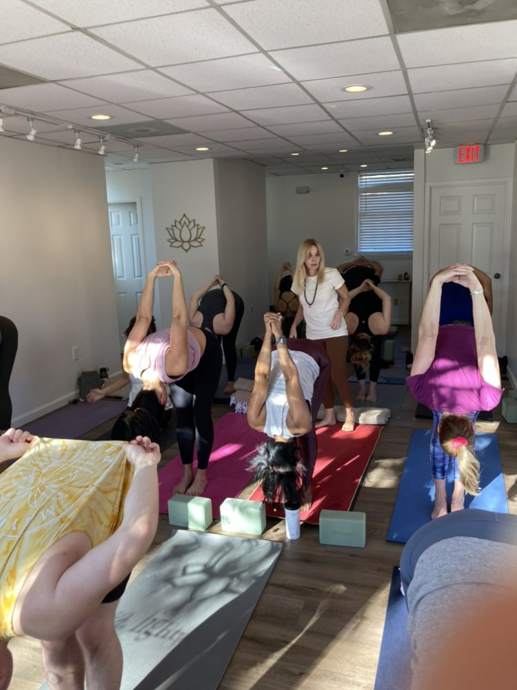 YOGA ON PINE 22 Pine St, Morristown, New Jersey Yoga Phone Number