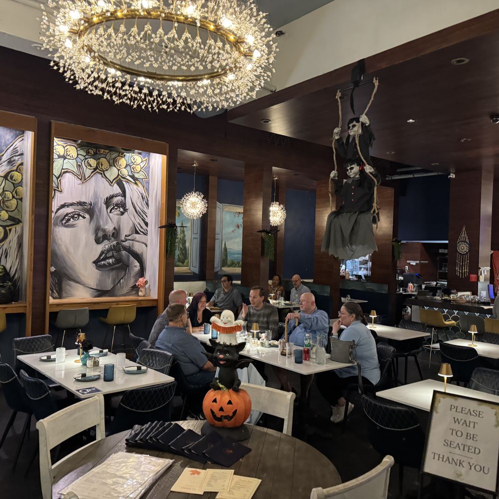 Mimoza Mediterranean Restaurant - Inside seating - Mediterranean Near Me - San Diego, California