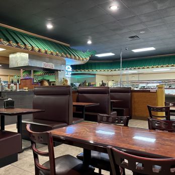 City Buffet - Buffet central to all seating - Sushi Bars Near Me - Seffner, Florida