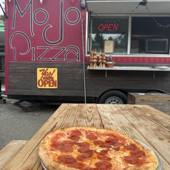 Mojo Pizza - Pepperoni Pizza - Pizza Near Me - Orick, California Mojo Pizza - Pepperoni Pizza - Pizza Near Me - Orick, California