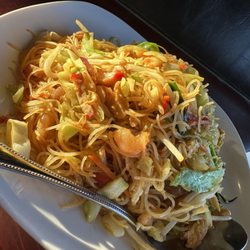 Fortune Mandarin Restaurant & Lounge - House special mei fun