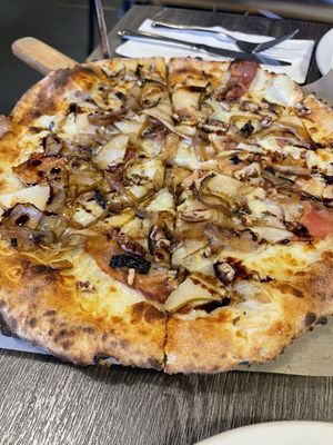 Pizzaiolo wood fired pizza by null