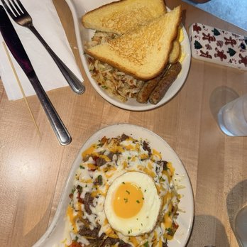 JoJo's Shake Bar - Orlando - Skillet and traditional breakfast - Desserts Near Me - Orlando, Florida JoJo's Shake Bar - Orlando - Skillet and traditional breakfast - Desserts Near Me - Orlando, Florida