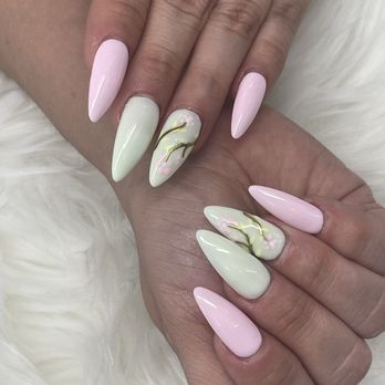 Top Nails - This was place was amazing I love my nails. - Nail Salons Near Me - Cudahy, California