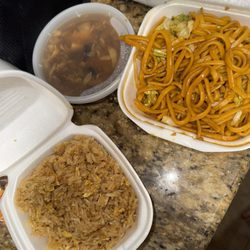 C&C Asian Garden - Playing yakisoba and fried rice