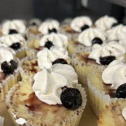 Blue Collard - The desserts for catering are as tasty as they are creative. Cakes, cookies, brownies, blondies, cupcakes, and more!