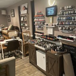 Covered Nail Bar