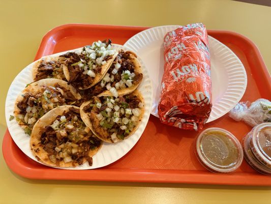 Taquería HOY! by null