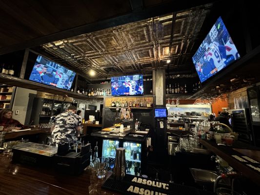 BoLD Restaurant and Bar by null