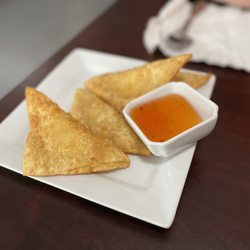 Amay Kitchen - Crab Rangoon