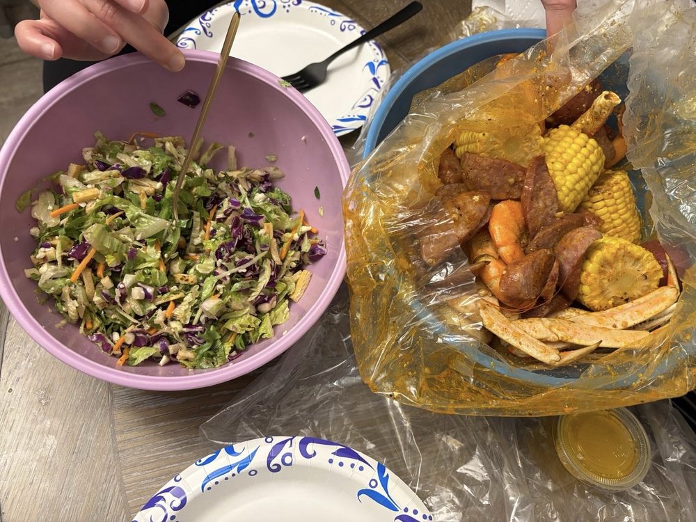 Food from Crafty Crab of Mobile