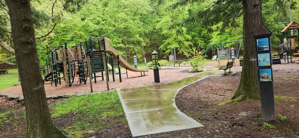 Castile Entrance / Letchworth State Park by null