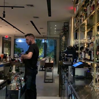 dōma - Really good bartender also very friendly - Italian Near Me - Miami, Florida dōma - Really good bartender also very friendly - Italian Near Me - Miami, Florida