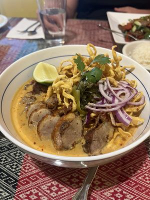 Photo of Na Siam Thai Restaurant - Oak Park, IL, US. Khao soi