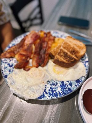 Sunny Bay Cafe by null