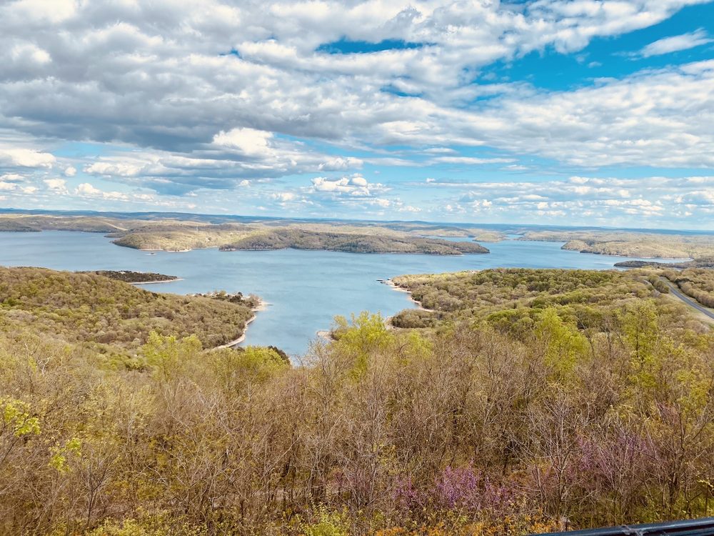 WHITNEY MOUNTAIN LODGE Updated June 2024 23 Photos 12483 Lodge Dr