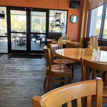 Crabby's On The Lakefront - Views on early Saturday - Seafood Near Me - Saint Cloud, Florida Crabby's On The Lakefront - Views on early Saturday - Seafood Near Me - Saint Cloud, Florida