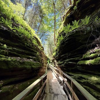 Dells Boat Tours - Walkway at Witches Gulch - Boat Tours Near Me - Wisconsin Dells, Wisconsin Dells Boat Tours - Walkway at Witches Gulch - Boat Tours Near Me - Wisconsin Dells, Wisconsin