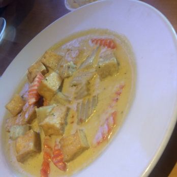 Gaati Thai Kitchen - Yellow Curry w/ Tofu - Thai Near Me - Henderson, Nevada Gaati Thai Kitchen - Yellow Curry w/ Tofu - Thai Near Me - Henderson, Nevada