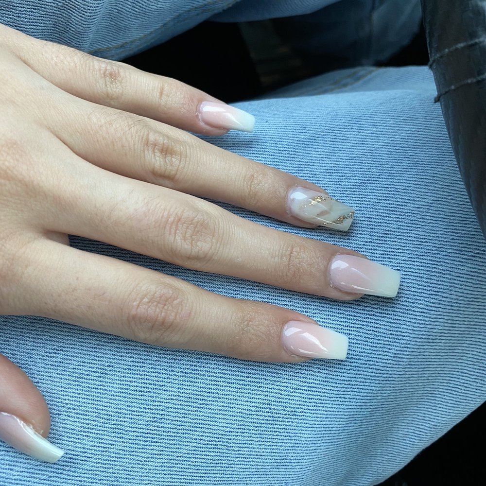 LV Nails & Spa - Left hand. - Waxing Near Me - Kirkland, Washington LV Nails & Spa - Left hand. - Waxing Near Me - Kirkland, Washington