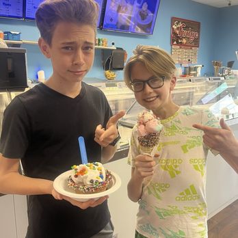 Scoops and Treats - Ice Cream & Frozen Yogurt Near Me - Cape Coral, Florida Scoops and Treats - Ice Cream & Frozen Yogurt Near Me - Cape Coral, Florida