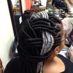 KinHairitage Salon - Faux Locs