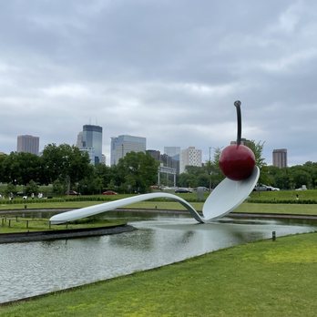 Minneapolis Sculpture Garden - The fountain gives off a nice mist especially when there's a breeze! - Museums Near Me - Minneapolis, Minnesota Minneapolis Sculpture Garden - The fountain gives off a nice mist especially when there's a breeze! - Museums Near Me - Minneapolis, Minnesota